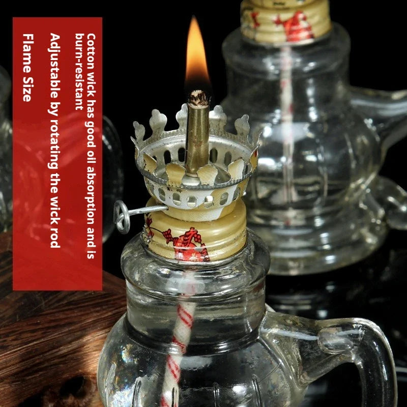 1/2 Pcs Retro Windproof Glass Lamp Mini Kerosene Oil Lamps with Handle for Indoor Use Emergency Lighting Christmas Wedding Decor