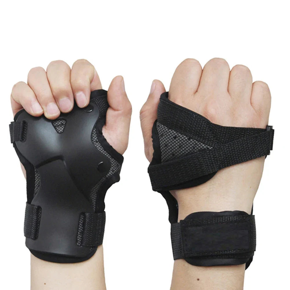 Wrist Guard Snowboard Ski Palm Protector Shock Absorption Wrist Guard Protective Gear Comfort for Roller Skating Skateboarding